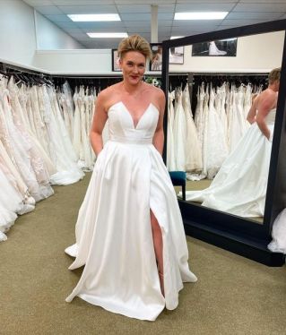 Mandy in Jimme Huang "Tracy" bridal gown at Emmy's Bridal, Minster, OH